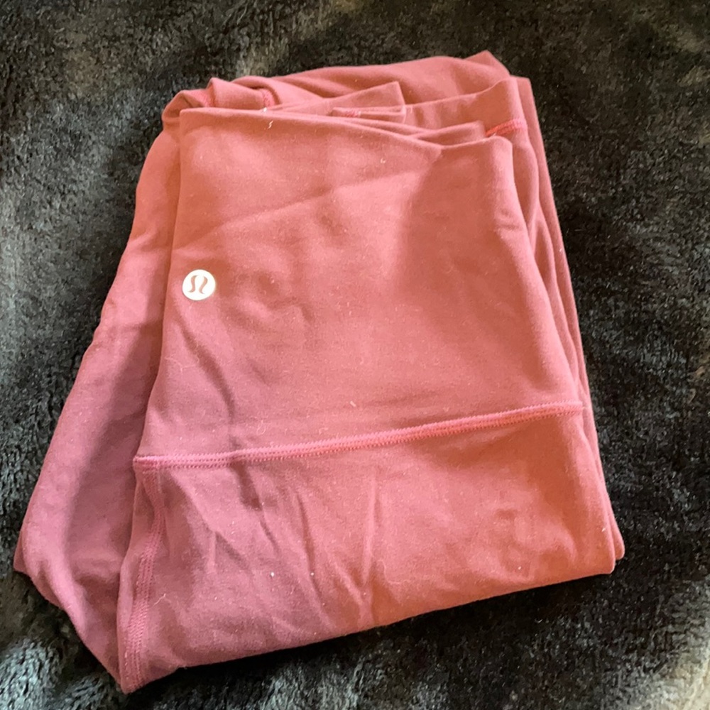 Lululemon align 28”